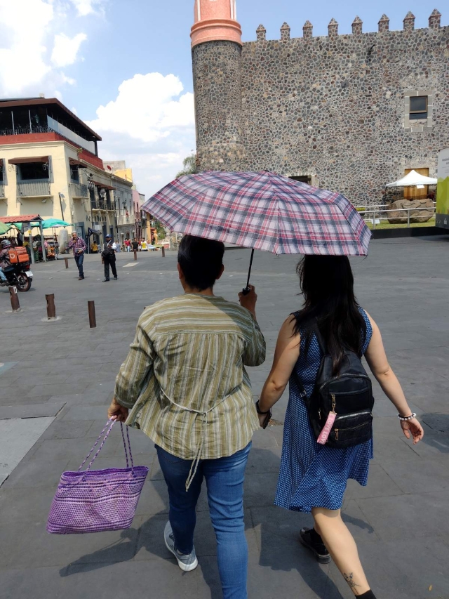 Las autoridades llamaron a la población a seguir las medidas de prevención de enfermedades y afecciones asociadas con las altas temperaturas.   