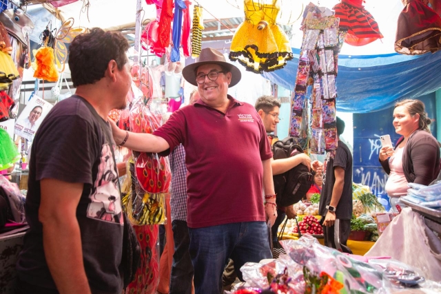 Recibe invitación Víctor Mercado para recorrer comercios de Puente de Ixtla y escuchar a ciudadanos