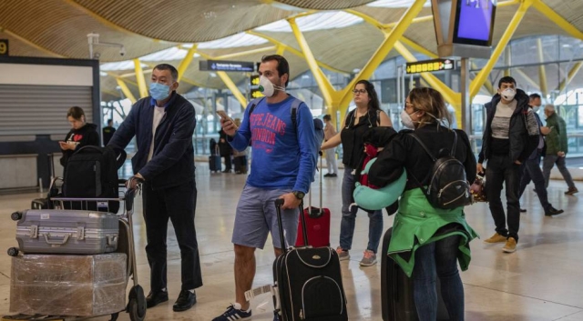 ¿Se acabarán algún día las restricciones para viajar?