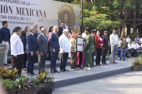 Preside gobernadora Margarita Gonz&aacute;lez Saravia ceremonia oficial con motivo del CXV aniversario de la Revoluci&oacute;n Mexicana