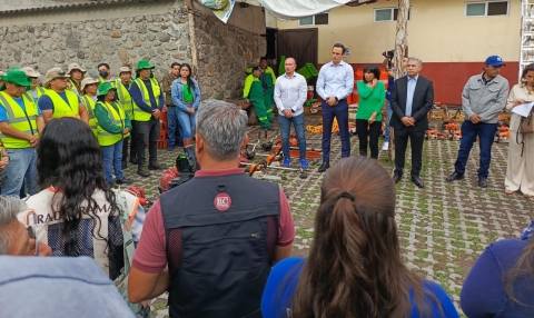 Escuchan necesidades de trabajadores de Parques y Jardines para mejorar sus condiciones laborales