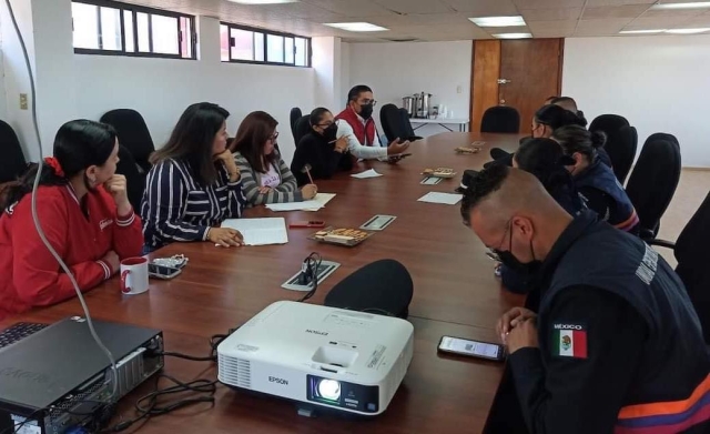 Capacitan a personal de búsqueda de personas en Yecapixtla