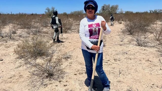 Las mexicanas que pasan en Día de las Madres buscando a sus hijos desaparecidos