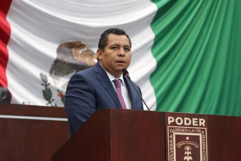 El diputado Sergio Omar Livera propuso aumentar hasta con 23 a&ntilde;os de prisi&oacute;n las penas para quienes est&eacute;n relacionados con robo a cuentahabientes, incluidos empleados bancarios. 