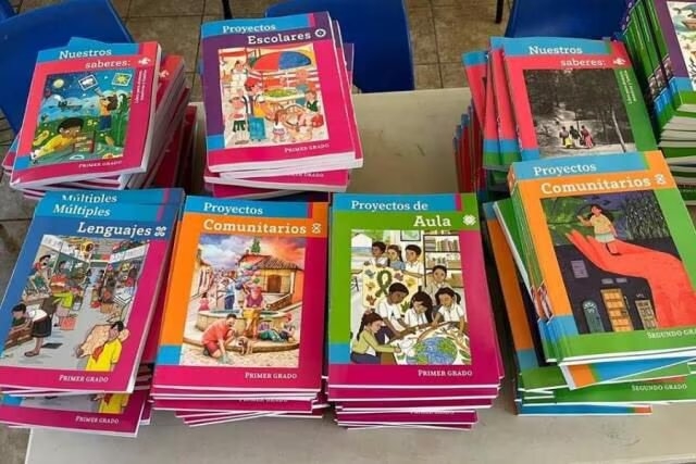 Corte suspende entrega de libros de texto en Coahuila