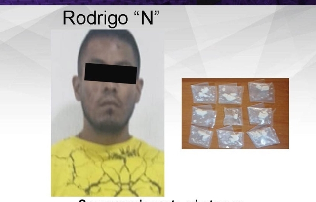 Encontraron cocaína entre sus pertenencias