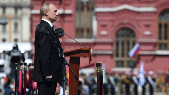 Putin declara 10 días no laborables para frenar pandemia.