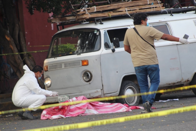 Estables, los comerciantes sobrevivientes al ataque