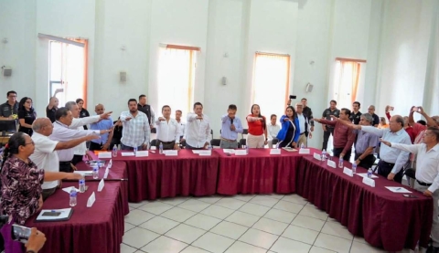 Los integrantes de ambos órganos tomaron protesta.