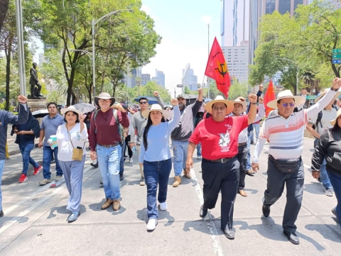 Líderes de diferentes secciones de la CNTE encabezaron la movilización de ayer en la Ciudad de México y que fue replicada en varios estados del país. 