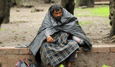 Sin casa, sin rumbo, sin voz: la vida que no debería ser así