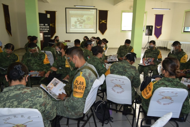 Personal de la 24 Zona Militar concluyó el taller &#039;Prevención de la violencia de género&#039;