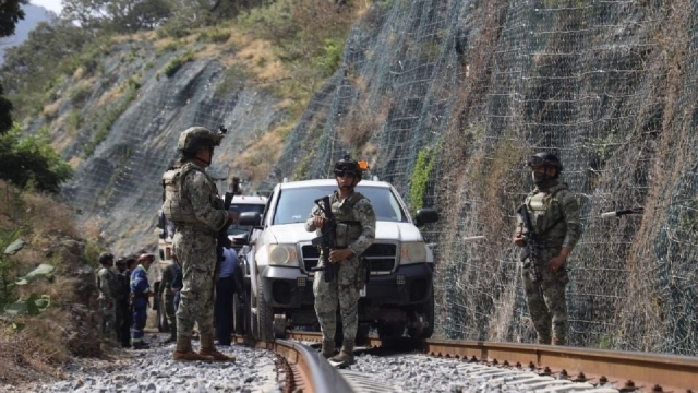 Detienen a jefe de despachadores por descarrilamiento del Tren Interoce&aacute;nico