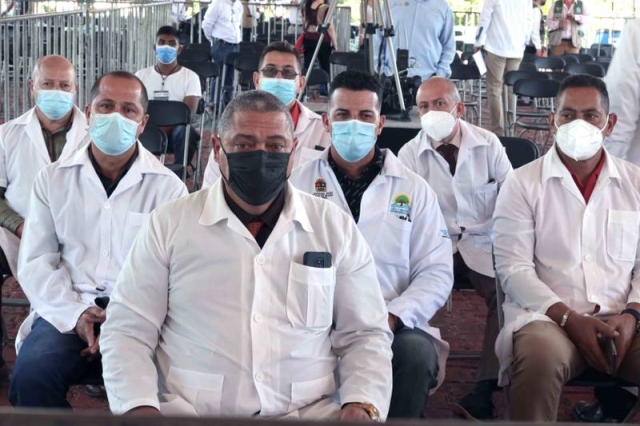 Médicos cubanos en México: ¿en qué especialidades trabajarán en Nayarit y Colima?