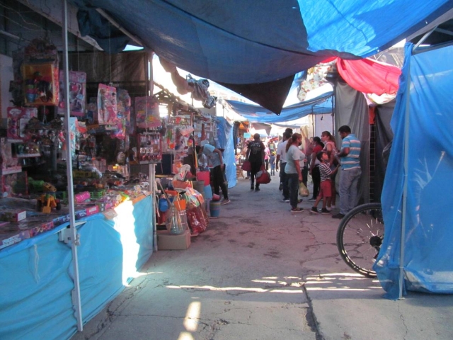  El edil ponderó las ventajas de la feria en el lugar donde se ha realizado la celebración en los últimos años.