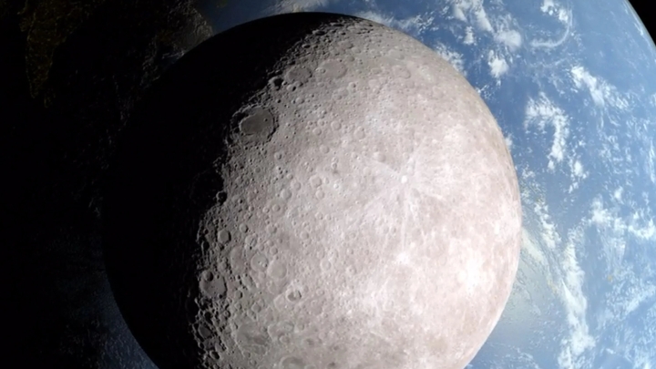Científicos presentan un nuevo mapa de la composición química de la Luna