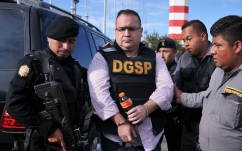 Vinculan a proceso a Javier Duarte por presunto peculado en Veracruz