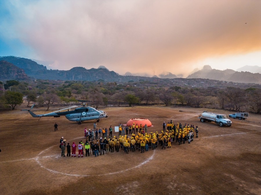 Continúan labores de combate del incendio forestal en paraje 'Las Tirolesas'