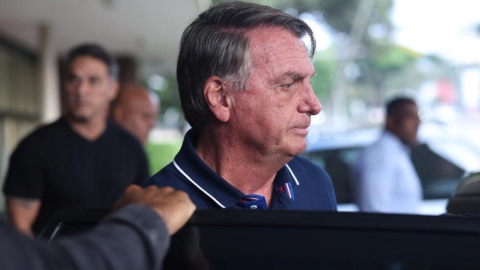 Bolsonaro en proceso de recuperación tras cirugía de 12 horas