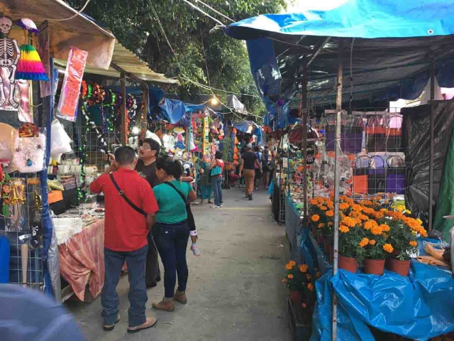   Por segundo año consecutivo, no habrá tianguis de muertos.