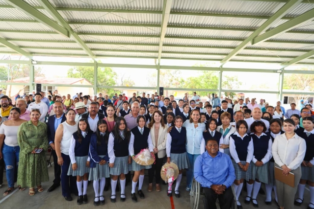 Fortalece gobierno de Margarita Gonz&aacute;lez Saravia infraestructura educativa en la zona sur de Morelos