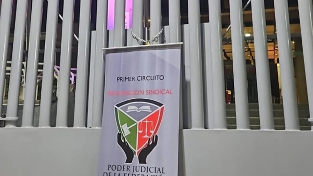 Trabajadores del Poder Judicial cierran oficinas por despidos y falta de insumos