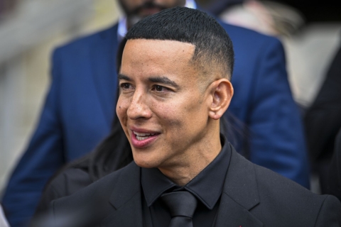 Daddy Yankee Lanza &#039;En El Desierto&#039; en Medio de Su Batalla Legal