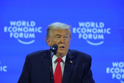 Trump critica a Europa y plantea control de EU sobre Groenlandia en Davos