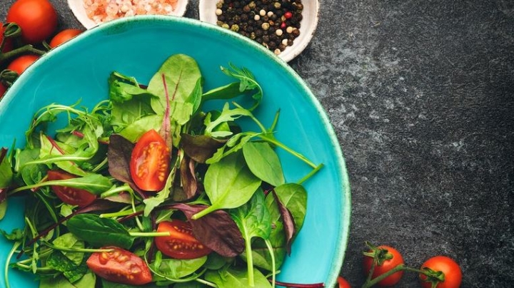 COVID-19: una dieta rica en frutas y verduras potencia el efecto de la vacunación