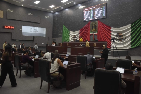 Los diputados dieron primera lectura ayer a los dict&aacute;menes para aprobar el Paquete Econ&oacute;mico 2026.