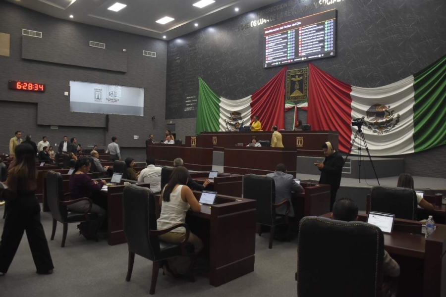 Los diputados dieron primera lectura ayer a los dictámenes para aprobar el Paquete Económico 2026.