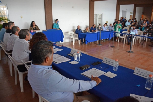 Celebran cabildo abierto en la colonia Lázaro Cárdenas