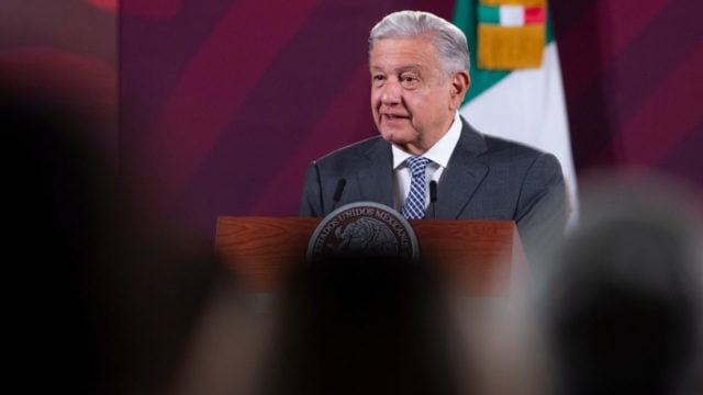 AMLO critica triunfalismo por regreso de Edmundo Jacobo al INE