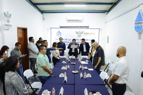 Durante la sesión asumió el cargo el nuevo comisario.