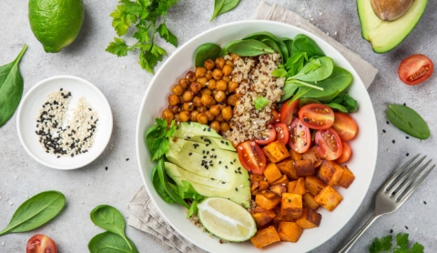 Cómo cubrir tus necesidades de proteína con una dieta 100 % vegetal