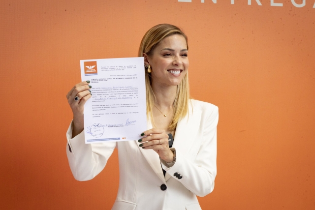 Mariana Rodríguez se registra como candidata a la alcaldía de Monterrey