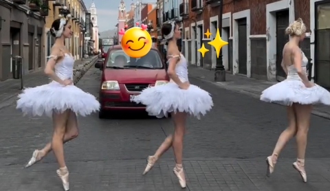 Bailarinas rusas sorprenden con espectáculo de ballet en las calles de Puebla
