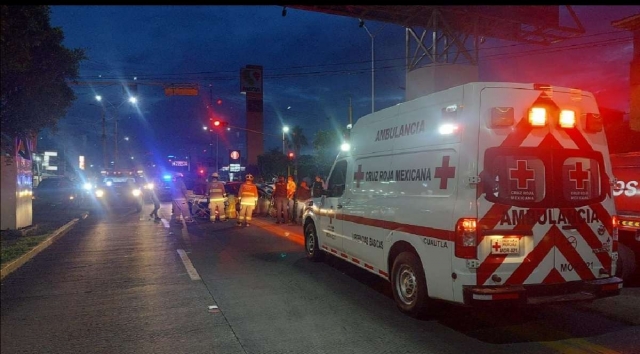 Dos personas fueron llevadas al hospital.