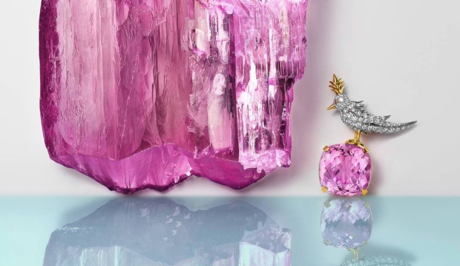 Tiffany & Co. adquiere una kunzita de 1.5 kilos para celebrar una de sus joyas más icónicas