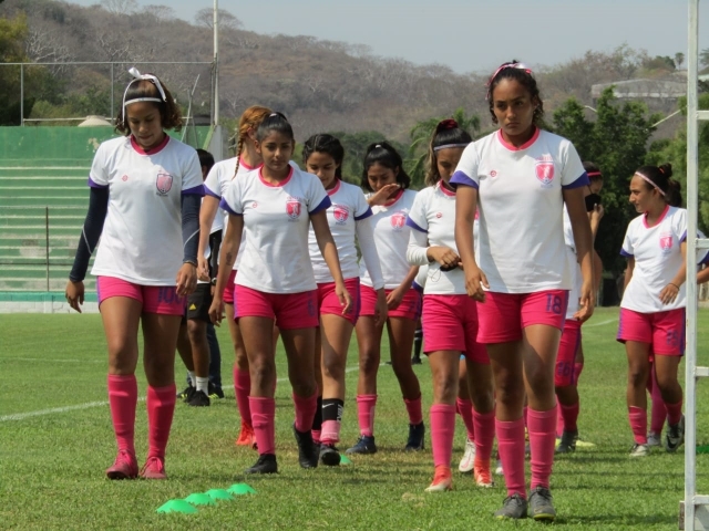 Xochitepec FC sostiene ensayo ante ESFORMEX