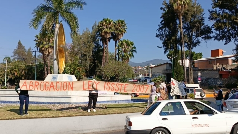 Se manifiestan maestros de CNTE; exigen cancelación total de la reforma a Ley del ISSSTE