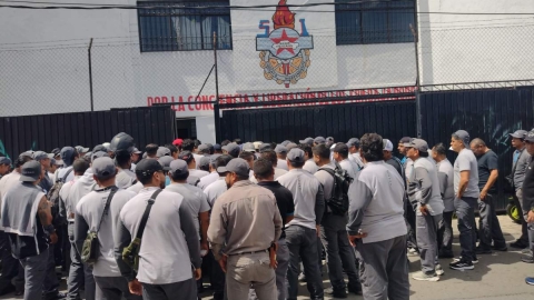Sindicalizados discutieron en asamblea las alternativas a su estado laboral ante la transferencia de operaciones de la planta de Morelos a Aguascalientes. 