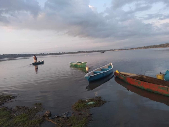 El nivel de la laguna ha descendido hasta en un 70 por ciento, de acuerdo con los pescadores.