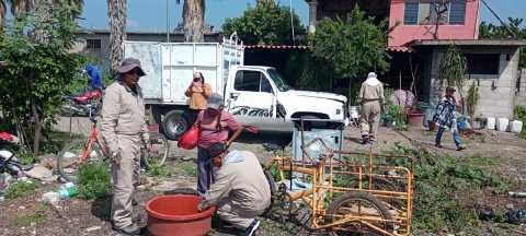 Durante tres días, la brigada recorrió diversas colonias para recolectar cacharros.