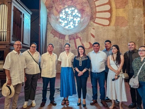 Verifican Margarita González y Claudia Curiel reconstrucción del exconvento de Yecapixtla