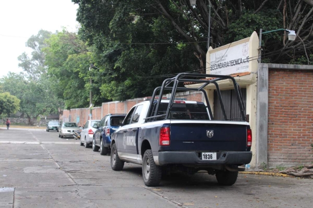 Autoridades educativas y padres de familia acordaron también poner en marcha un plan de seguridad en el plantel. 