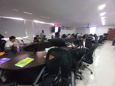 Paralelamente a la preparación de la elección, el Distrito 04 espera la respuesta para determinar el número de casillas.