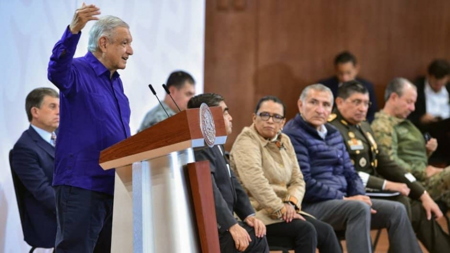 AMLO pide investigar a funcionarios vinculados a 