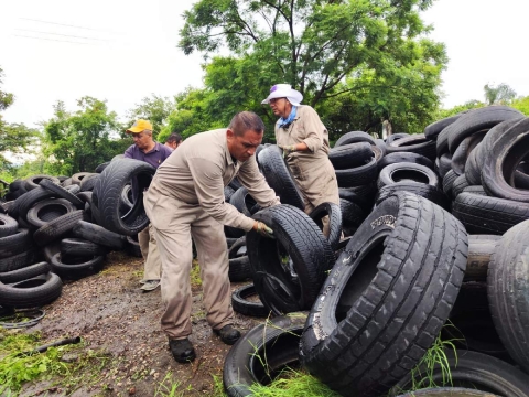 Las llantas serán reutilizadas por una empresa cementera.
