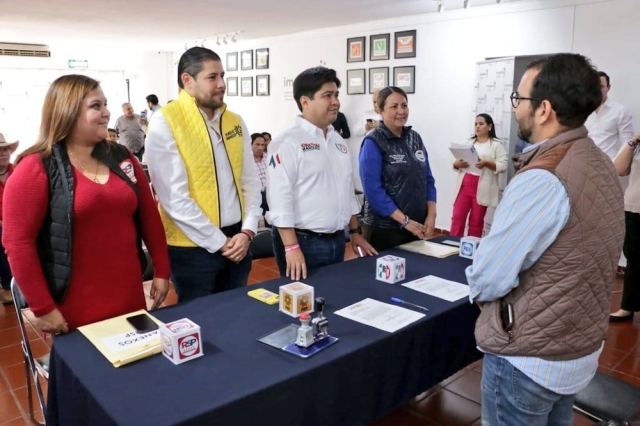 Registran coaliciones ante Impepac